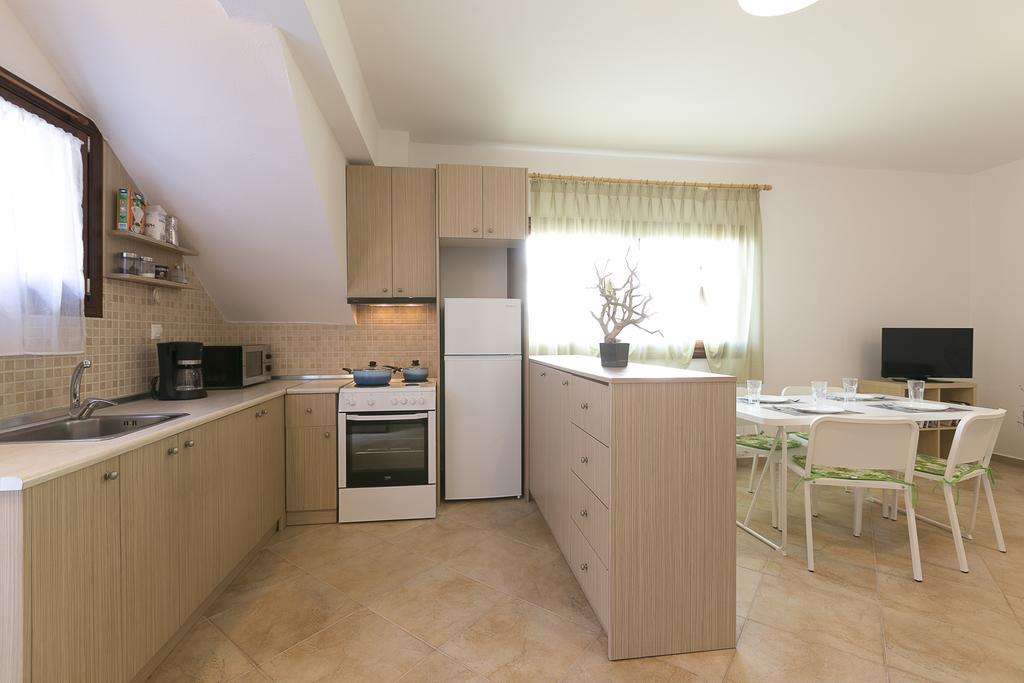 Velia Boutique Apartments Ouranoupoli Ngoại thất bức ảnh